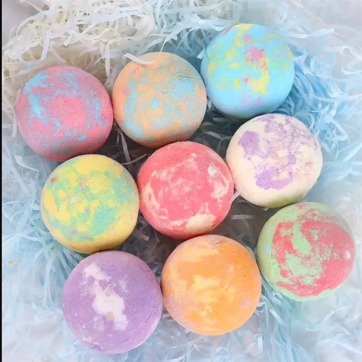 Ziemassvētku Helovīna Lieldienu vannas bumbas dāvanu komplekts bērniem